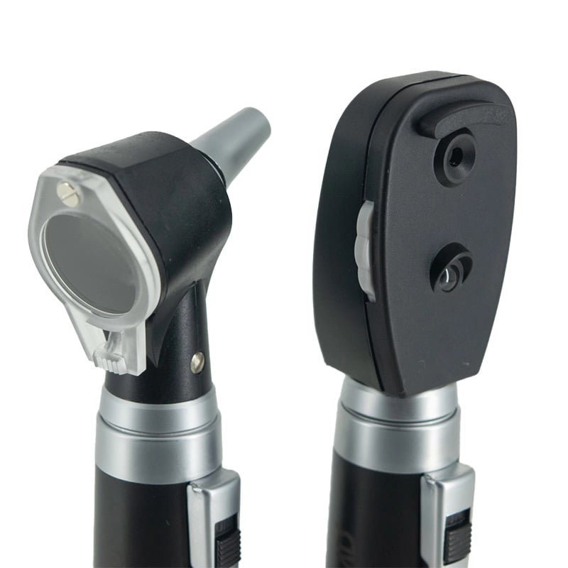 Kit de órganos y sentidos con fibra óptica gmd 2 bases 2 cabezales, vista lateral, en el lado izquierdo cabezal redondo con lupa transparente y una punta gris para introducir en el oído. En el lado derecho cabezal rectangular con lente de observación cent. Haga clic para ampliar la imagen