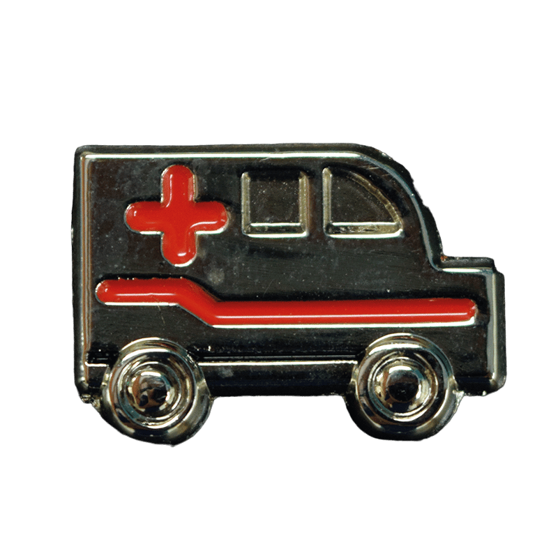 Pin gmd ambulancia plata, con detalles en rojo (cruz y franja inferior); con base lisa.. Haga clic para ampliar la imagen