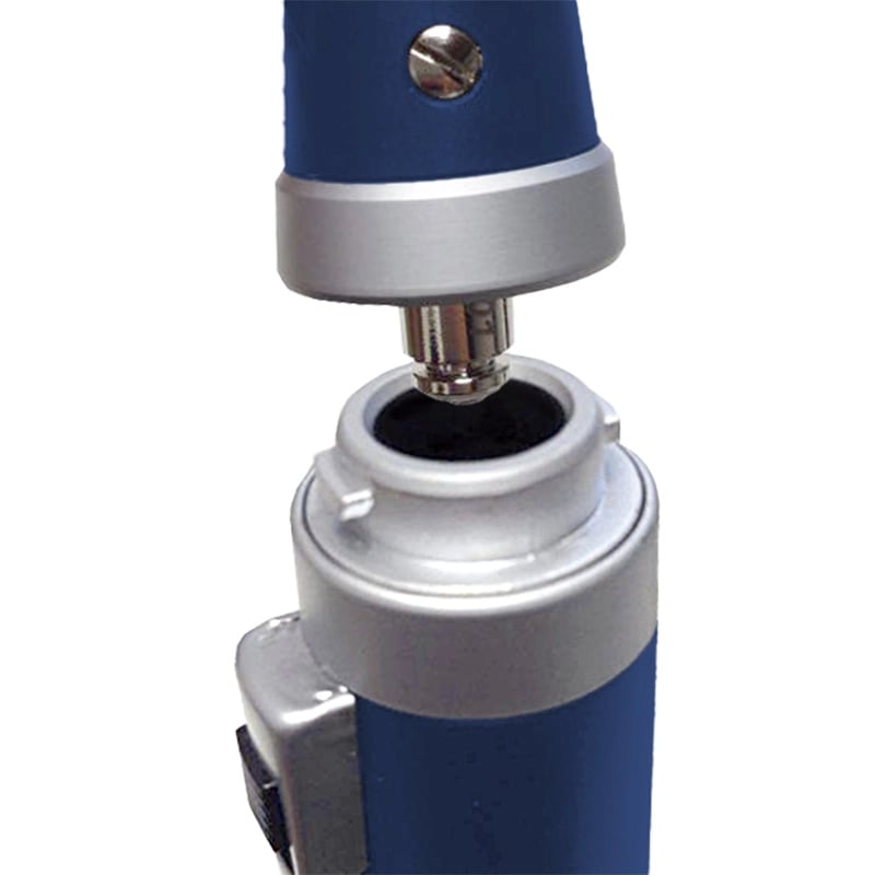 Kit de órganos y sentidos con fibra óptica gmd 2 bases 2 cabezales, de color azul. Sistema de ensamble entre el cabezal y el mango del instrumento GMD, mostrando la unión mediante un conector metálico plateado tipo rosca o encaje, el anillo de acople plat. Haga clic para ampliar la imagen