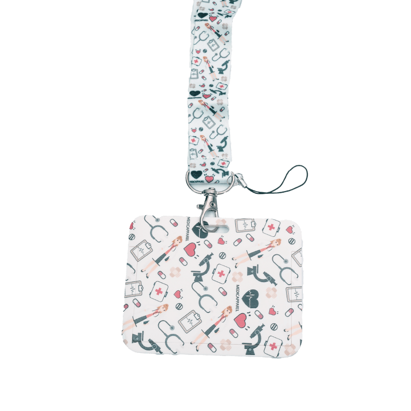 Porta carnet con lanyard diseño de fonendoscopios fondo blanco, vista posterior, de forma rectangular, color blanco con ilustraciones corazones, muelitas, doctoras, fonendoscopios, medicinas; en la parte superior tiene gancho metálico y correa blanca con . Haga clic para ampliar la imagen