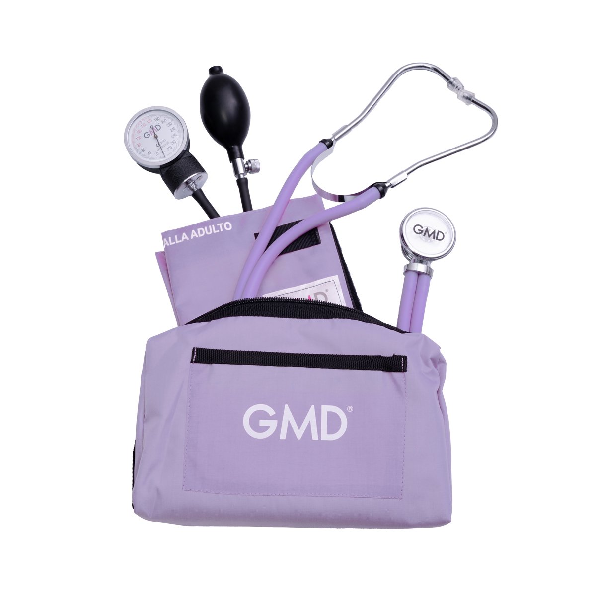 Kit de tensiómetro y fonendoscopio rappaport, con estuche de tela color púrpura claro y logo GMD en color blanco, abierto, de este sobresale el brazalete talla adulto, con un velcro pequeño en la parte superior y, debajo de este, una etiqueta blanca con e. Haga clic para ampliar la imagen