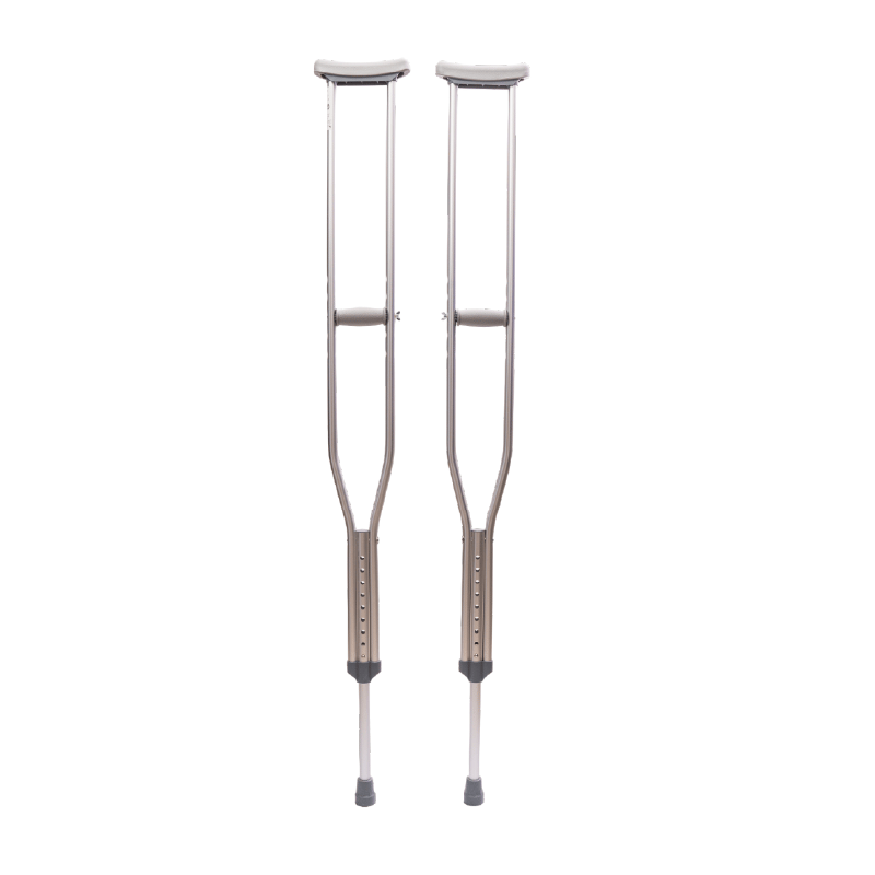 Muleta convencional en aluminio talla l: 177 cm - 197 cm, de color plateado con detalles grises,en el exremo superior con axilares acolchado de color gris con protector blanco, y manilares grises en la parte central. En el extremo inferior incluyen tapón 
