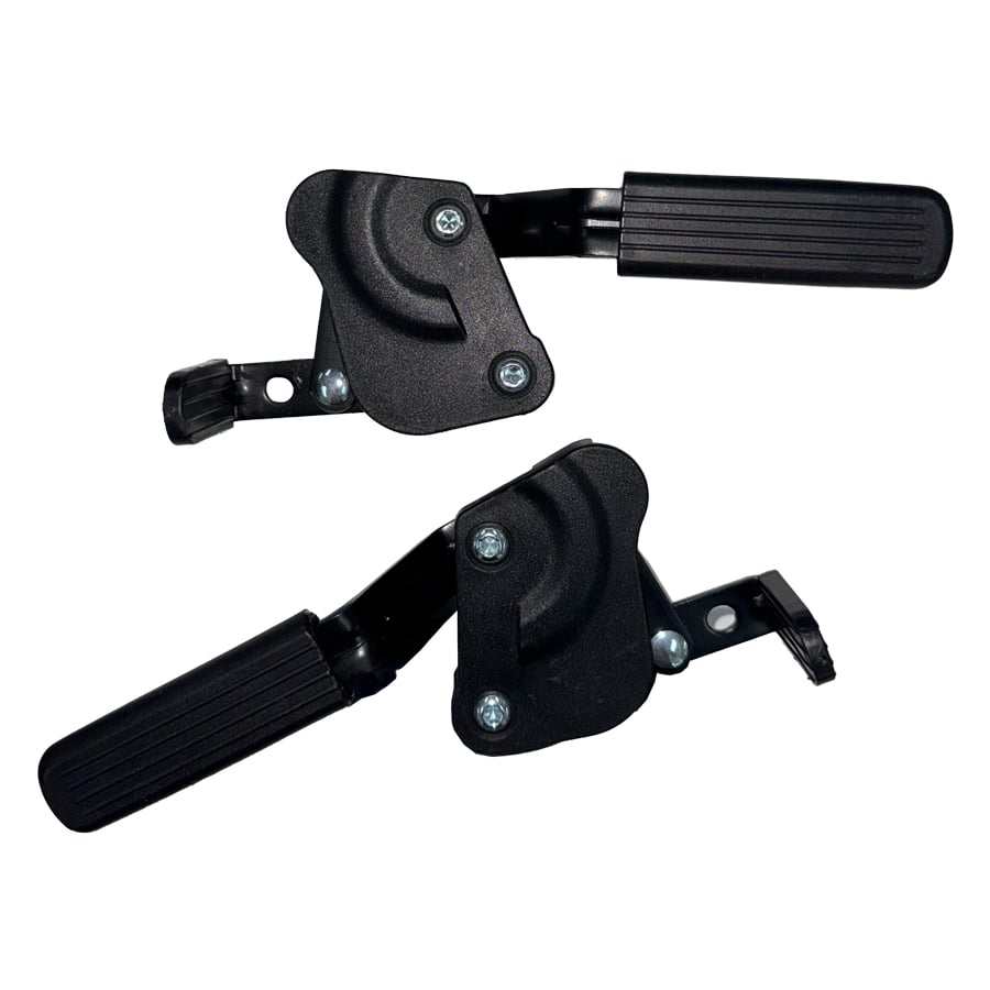 Frenos para silla de ruedas  kbo1432rf-mp23, de color negro, unidos a pieza metálica negra mediante tornillos. En la parte superior mango ergonómico negro y pieza rectangular para el bloqueo; en la parte inferior se observa la misma estructura en posición. Haga clic para ampliar la imagen