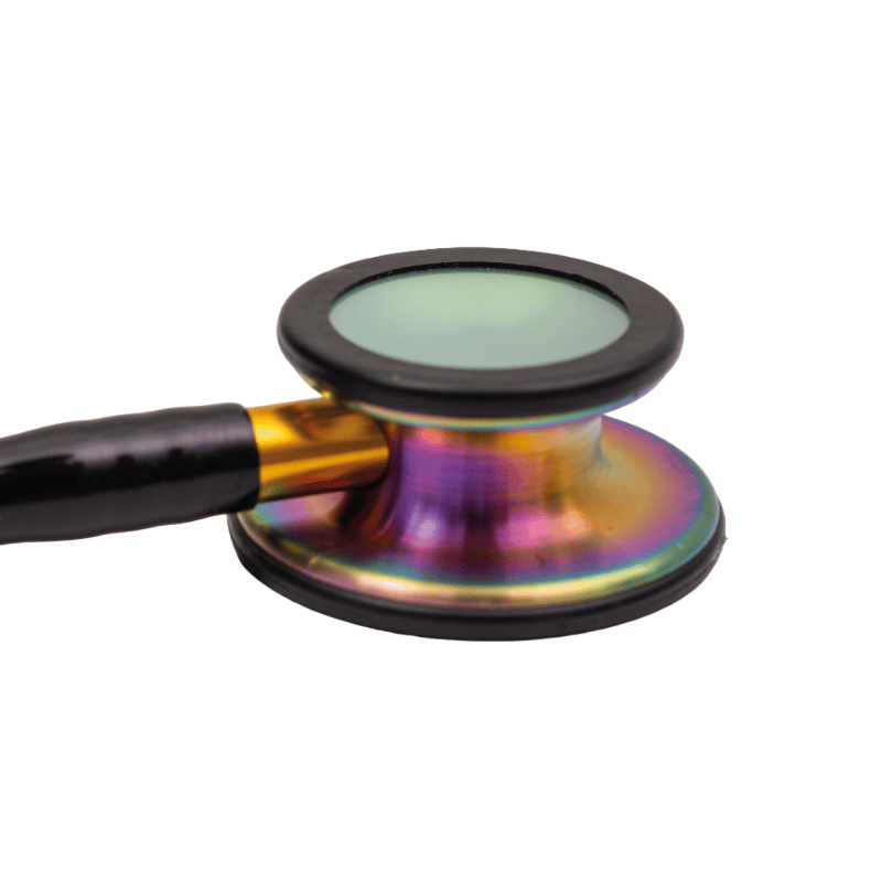 Fonendoscopio OIS 300 color negro, con campana de color gris en el centro y reborde negro, metálica multicolor (morado, azul, verde y dorado), conector dorado unido a la manguera negra y membrana con reborde negro.. Haga clic para ampliar la imagen