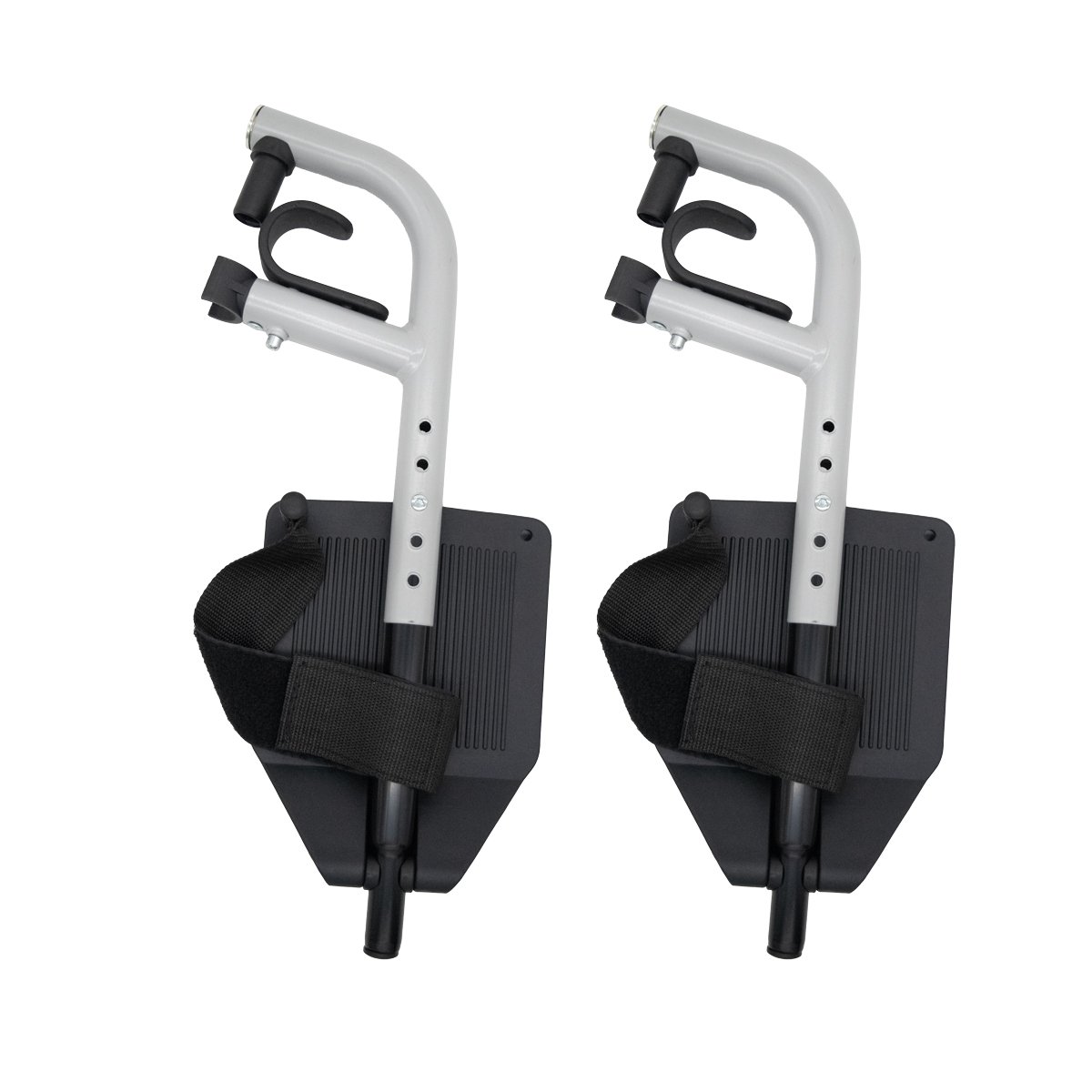 Reposapies removibles para silla de ruedas iron light (par). Estructura metálica gris, en el extremo superior con soportes negros para fijación al tubo, en el centro orificios circulares pequeños para regulación de altura con pin metálico plateado y en el