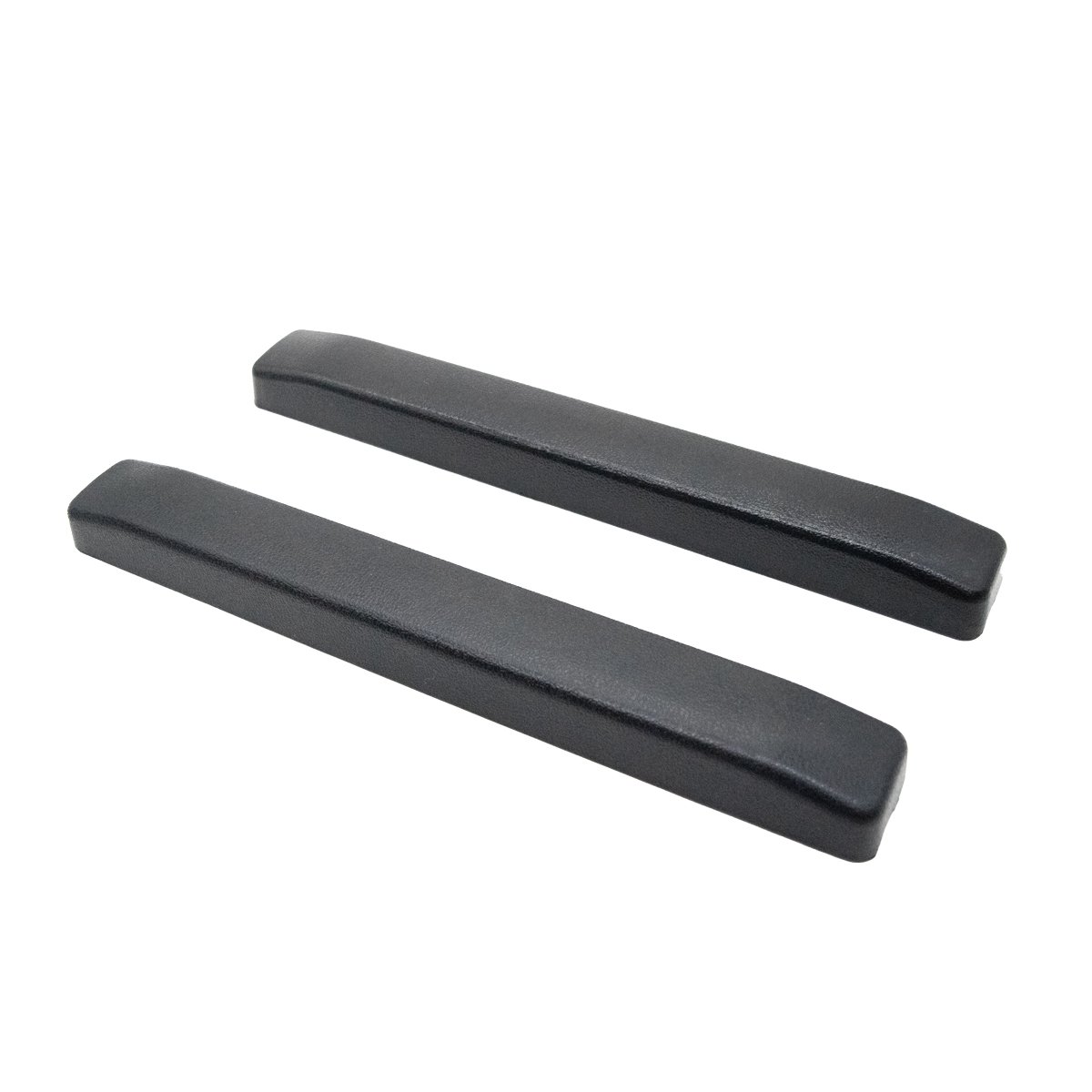 Almohadilla para apoyabrazos de silla iron light. Par de almohadillas de color negro, forma rectangular con bordes redondeados y superficie lisa.